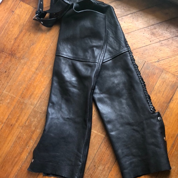 Hot leathers black braided fringe biker chaps - Picture 6 of 7